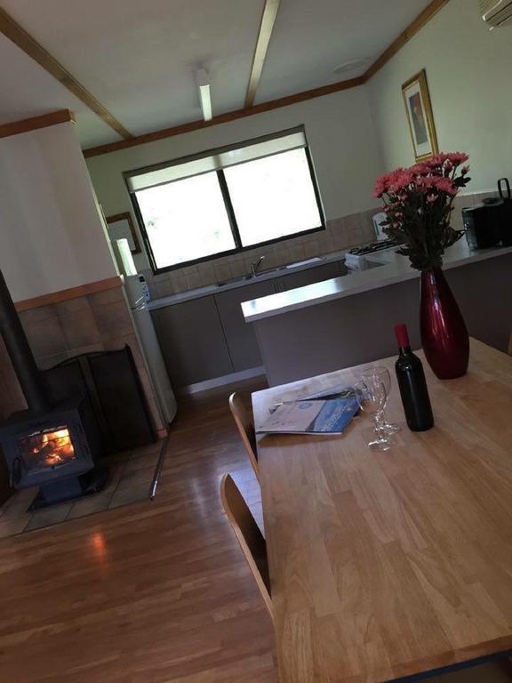 玛格丽特河畔小屋别墅 外观 照片